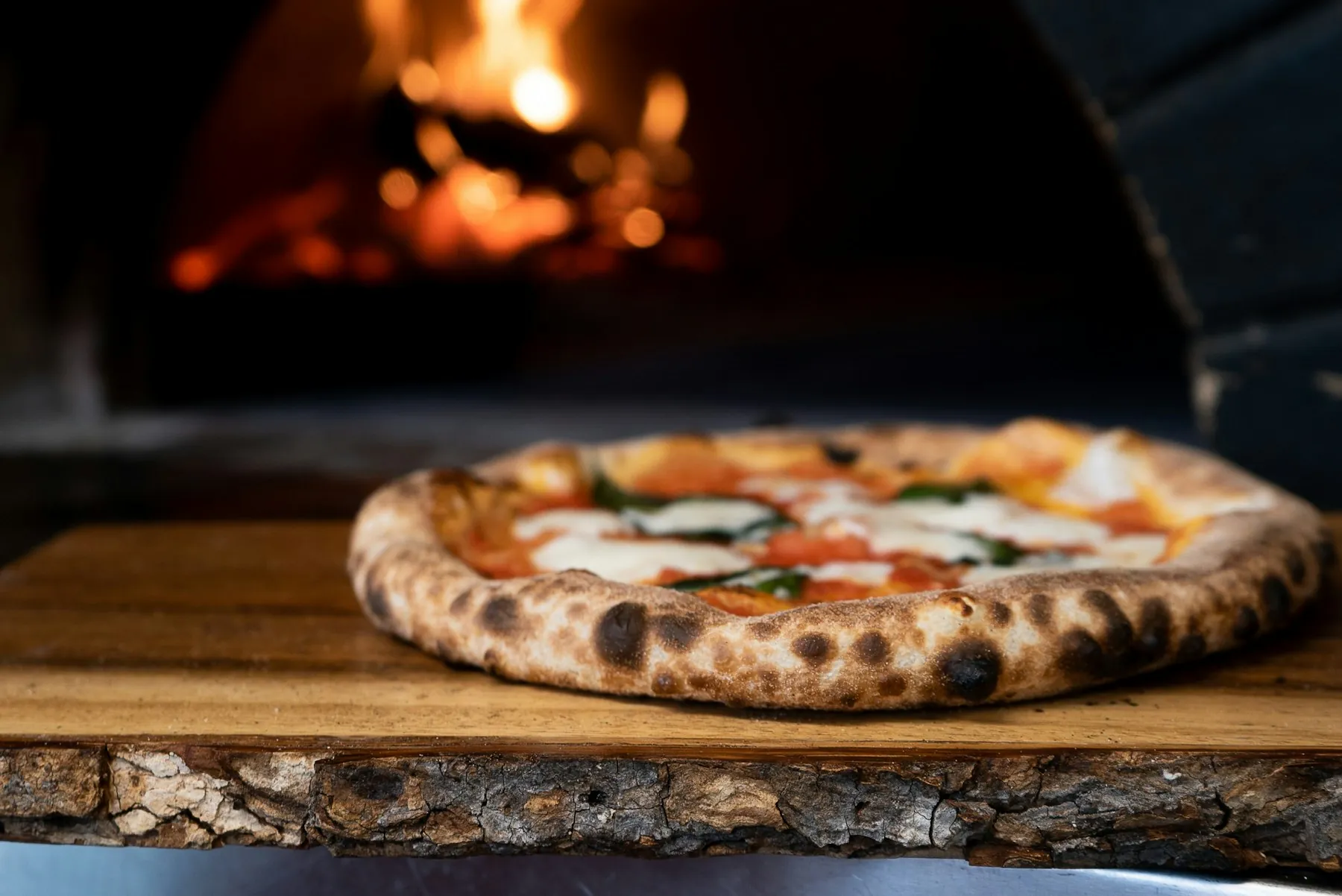 Pizza MTV Meyenfeld aus dem Ofen